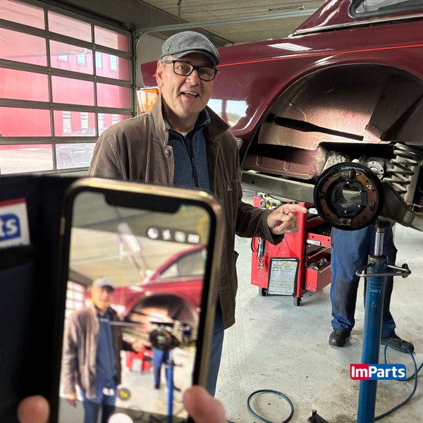 "Mega, super klasse. Perfekt. Kein Klack‑Klack mehr.“ Twee TR6’en uit Duitsland op bezoek voor homokinetische aandrijfassen